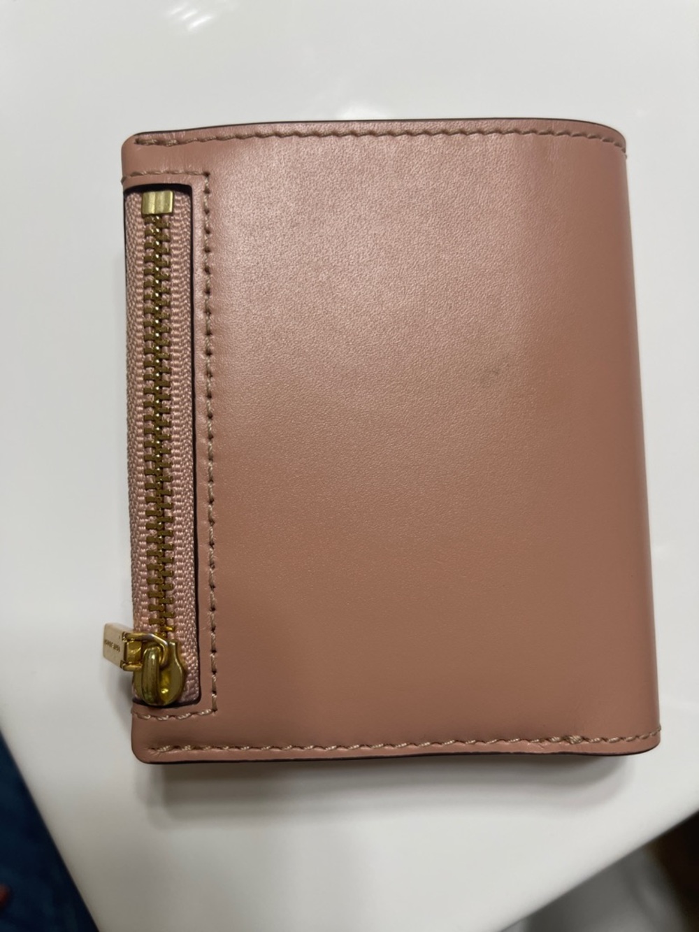 Tory Burch Rose Pink Leather Bifold Wallet with Gold-Tone Accent - Picture 2 of 4